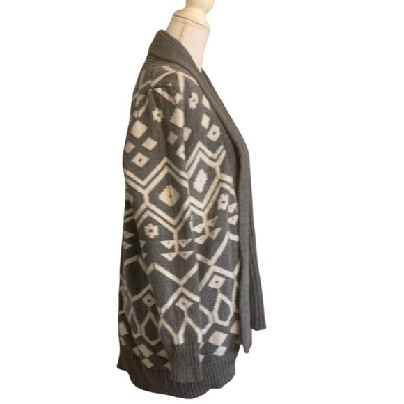 Old Navy Knit Open Cardigan - Picture 4 of 6